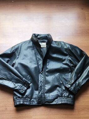 Aeropostale Black Genuine Leather Bomber Jacket
